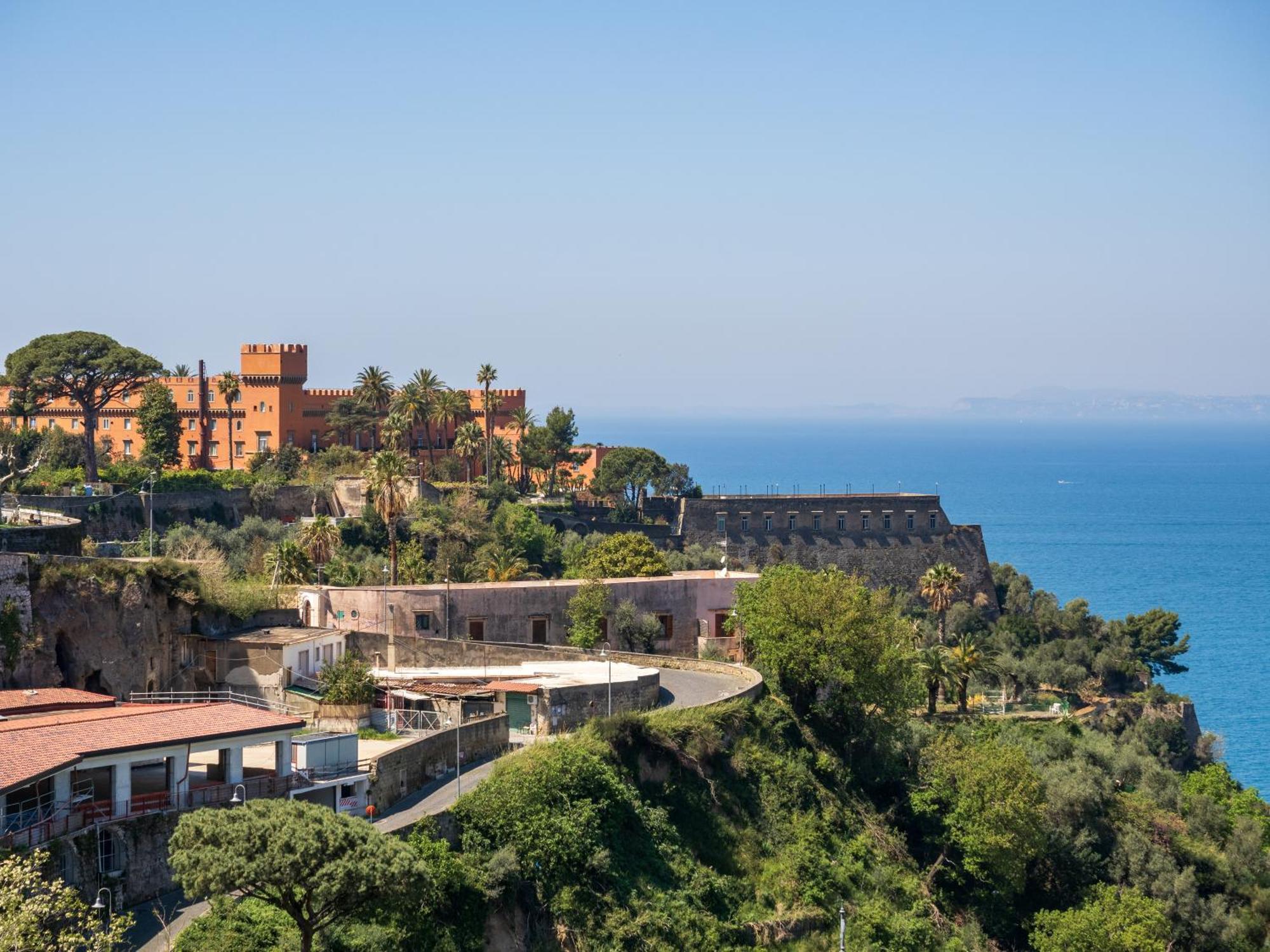 La Casa Del Golfo Leilighet Vico Equense Eksteriør bilde